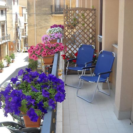 Marconi E Garibaldi 76 Apartment 카스텔라마레델골포 외부 사진
