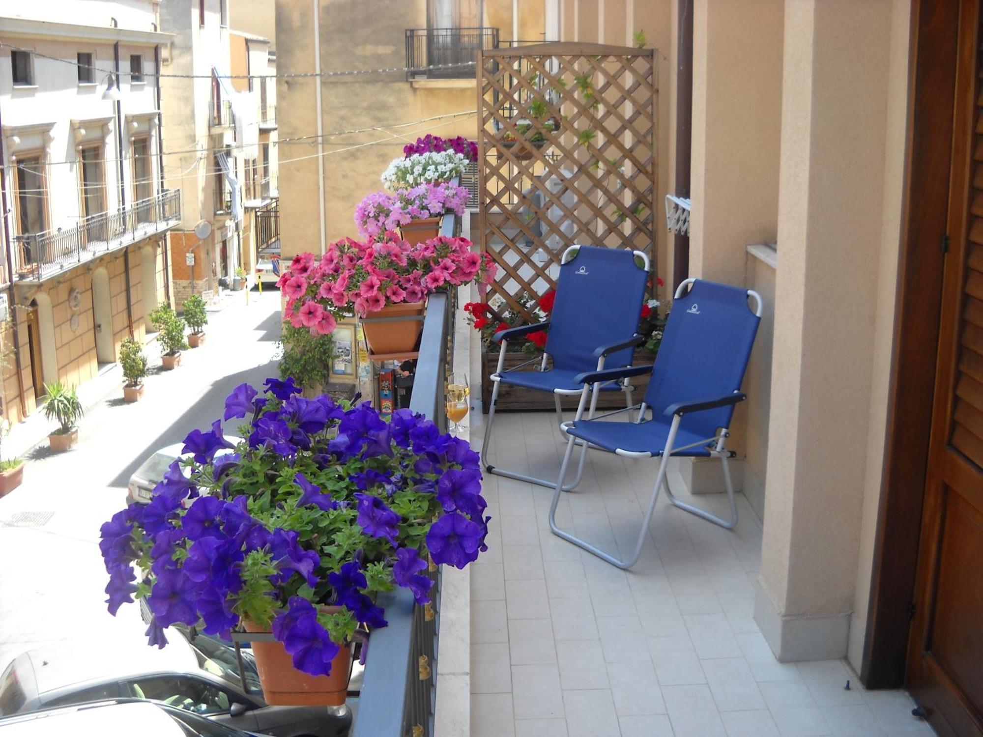 Marconi E Garibaldi 76 Apartment 카스텔라마레델골포 외부 사진
